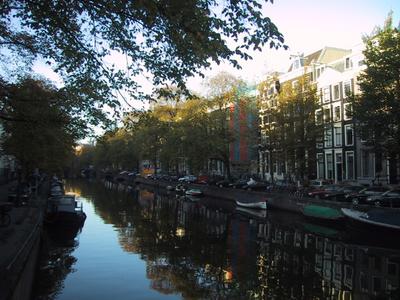 Every day we walked past breathtaking reflexions on the canals.