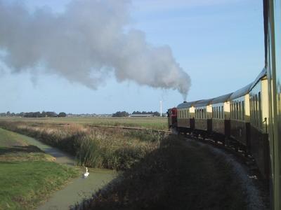 Our daytrip to Enkhuisen via Hoorn on antique steam train took us along typical lowlands.