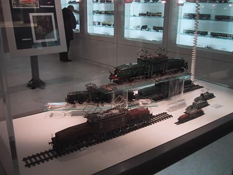 The entire Märklin Krocodile production with the exception of their 'Z' version.
